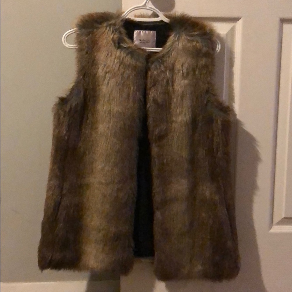Zara faux fur vest